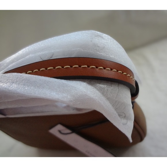 Dooney & Bourke Lexington Pebble Leather Crossbody Bag Purse Caramel Brown NWT - Picture 4 of 8